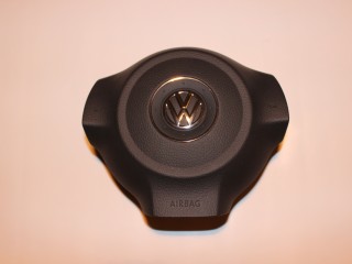 Накладка в руль на Volkswagen Golf 6 (2009 - 2013)