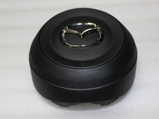 Накладка на руль на Mazda CX 5 (с 2017 года)